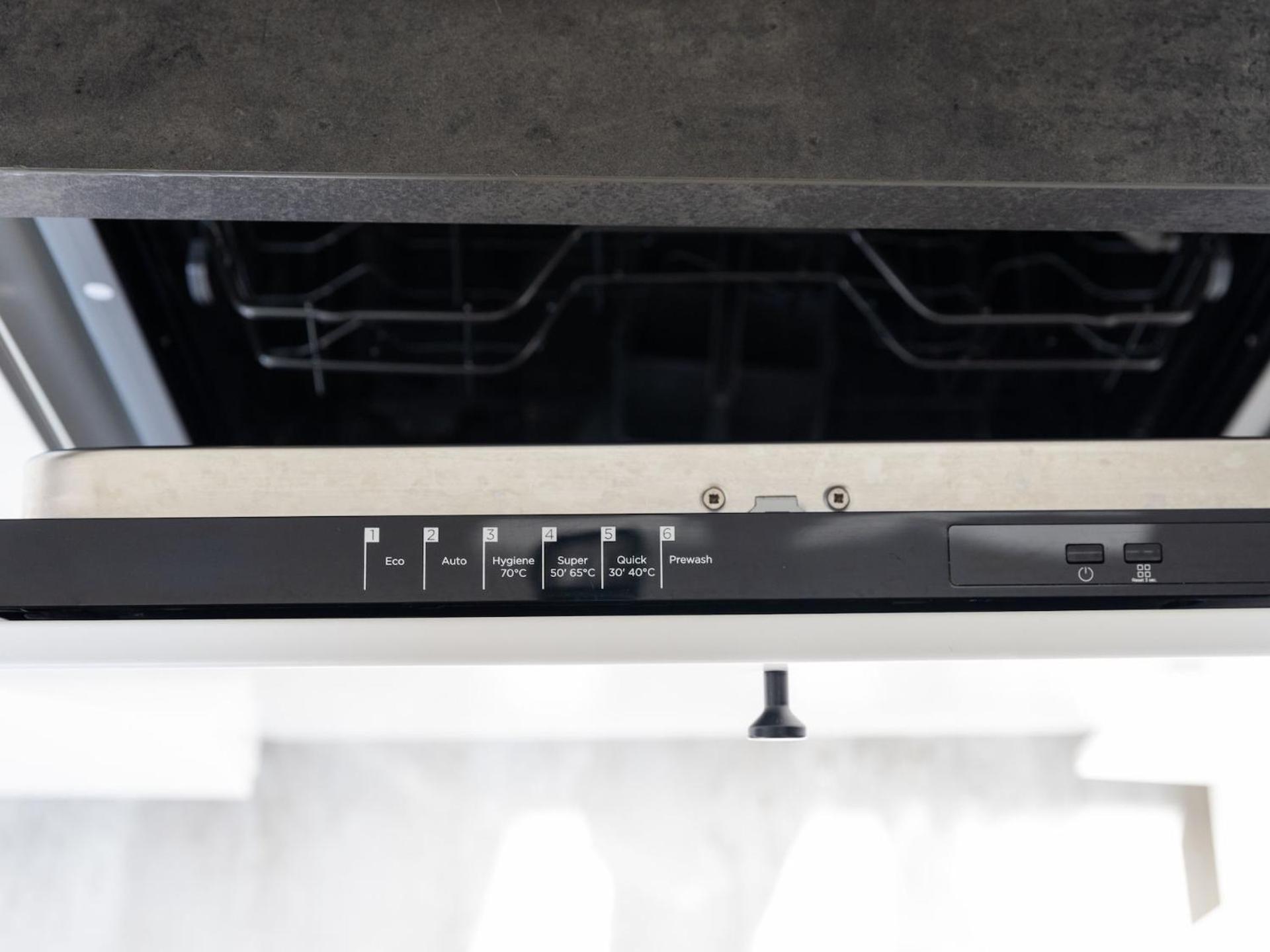 Vaz Apartments E01 Kueche, Tv, Netflix, Ca 15 Min Messe U Hbf 에센 외부 사진